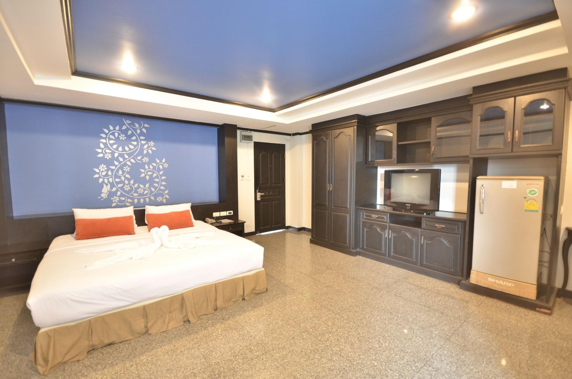 The Heritage Sathorn Suite Hotel Bangkok Exterior photo